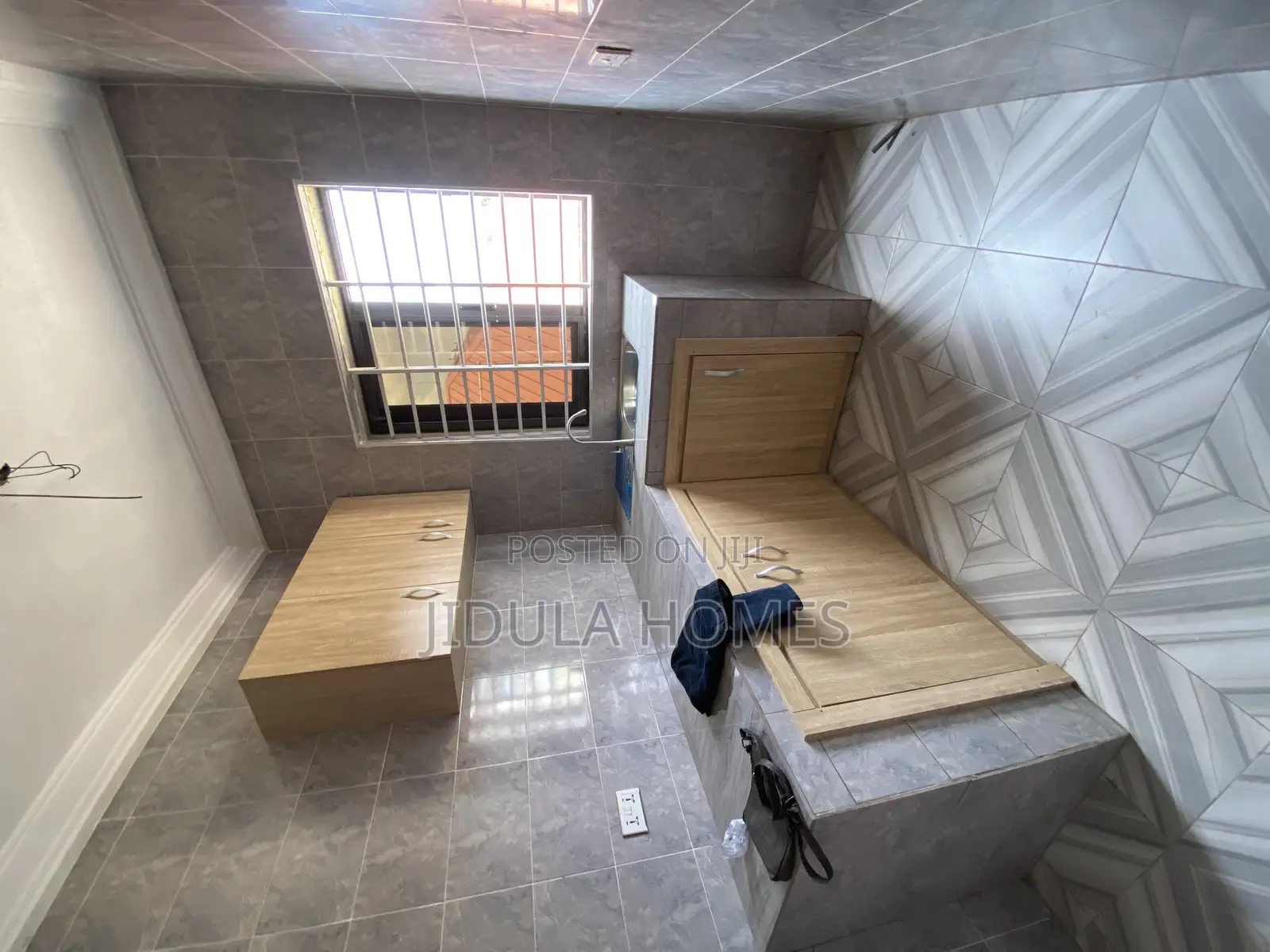 1bdrm Apartment in Lakeside Estate for rent