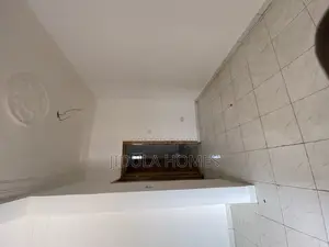 1bdrm Apartment in Lakeside Estate for rent