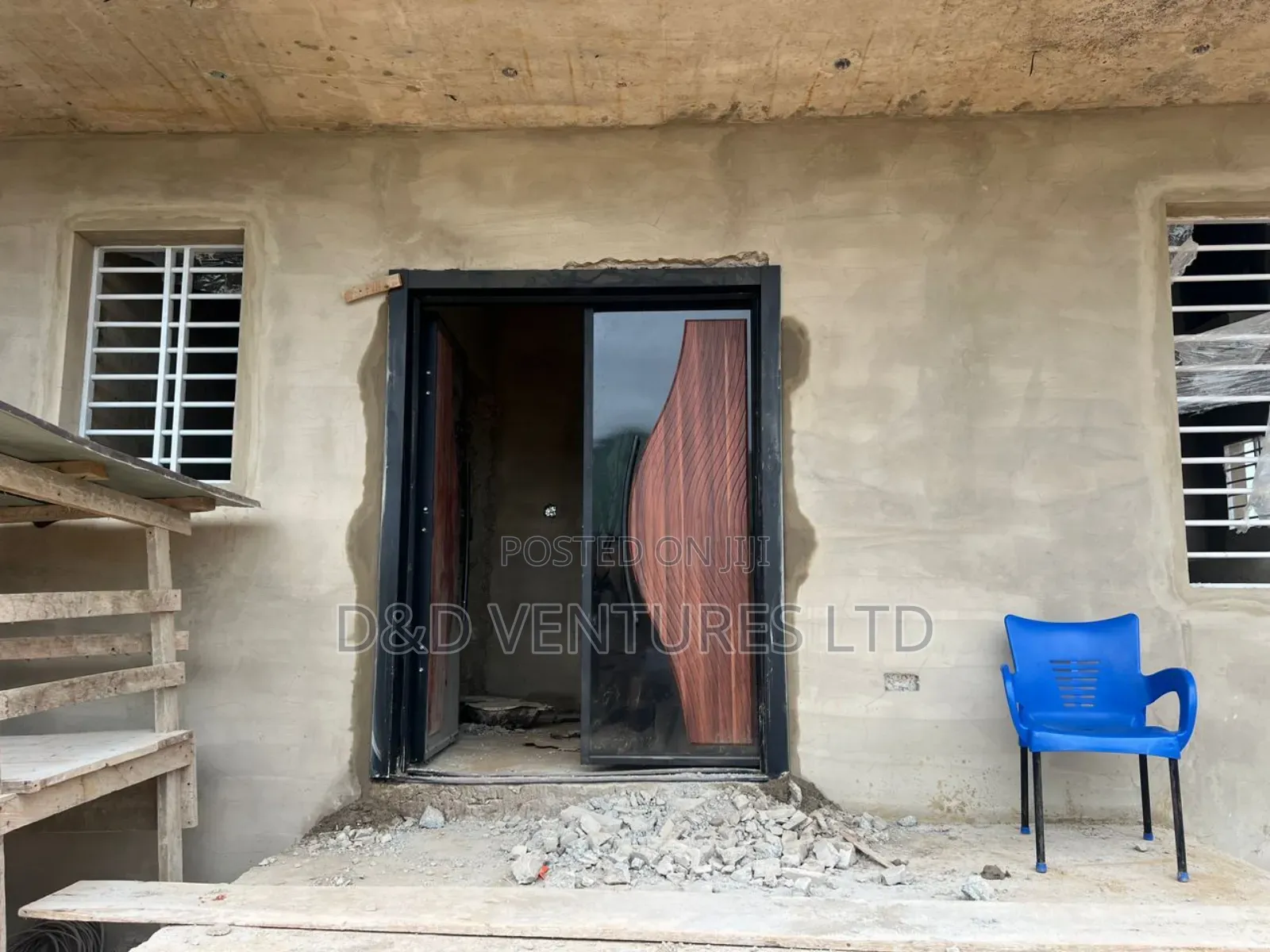 Security Door Fixer and Repair of Its Accessories