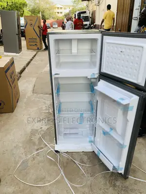 Lovely New Black Pf-252twd-5e—202ltrs Pearl Top Freezer Fridge