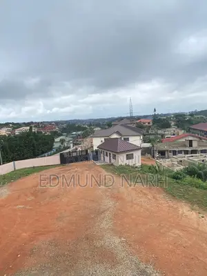 20bdrm Apartment in Takoradi for sale