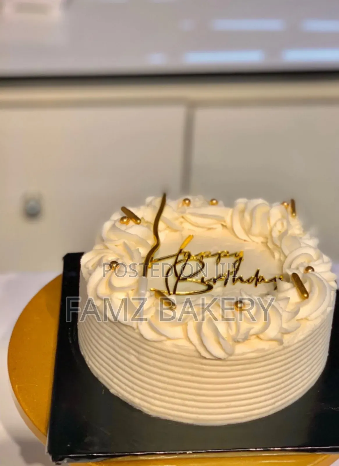 Affordable and Fresh Birthday, Anniversary Etc Cakes
