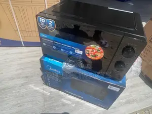 Midea Compact Power Microwave