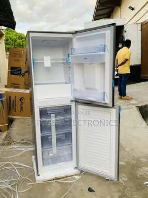 Ultra Modern Pf-415bixwd-1a —-246ltrs Pearl Fridge With Dispenser