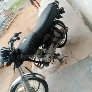 Motorcycle 2022 Brown