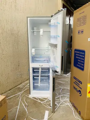 Ultra Modern Double Door Pf-334bwd-2b— Pearl Bottom Freezer—251ltrs