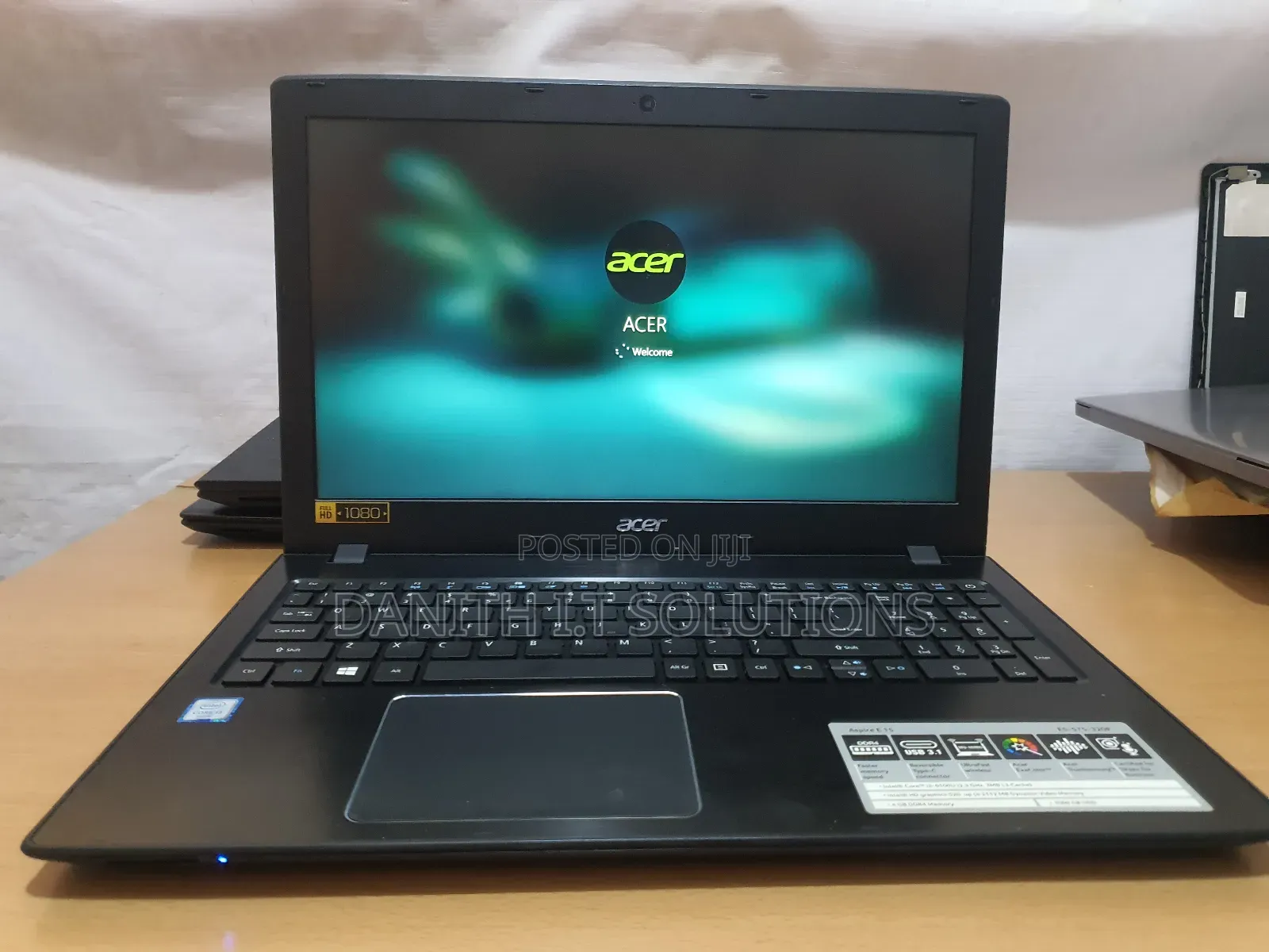 Laptop Acer Aspire E5-532 8GB Intel Core I3 SSD 128GB