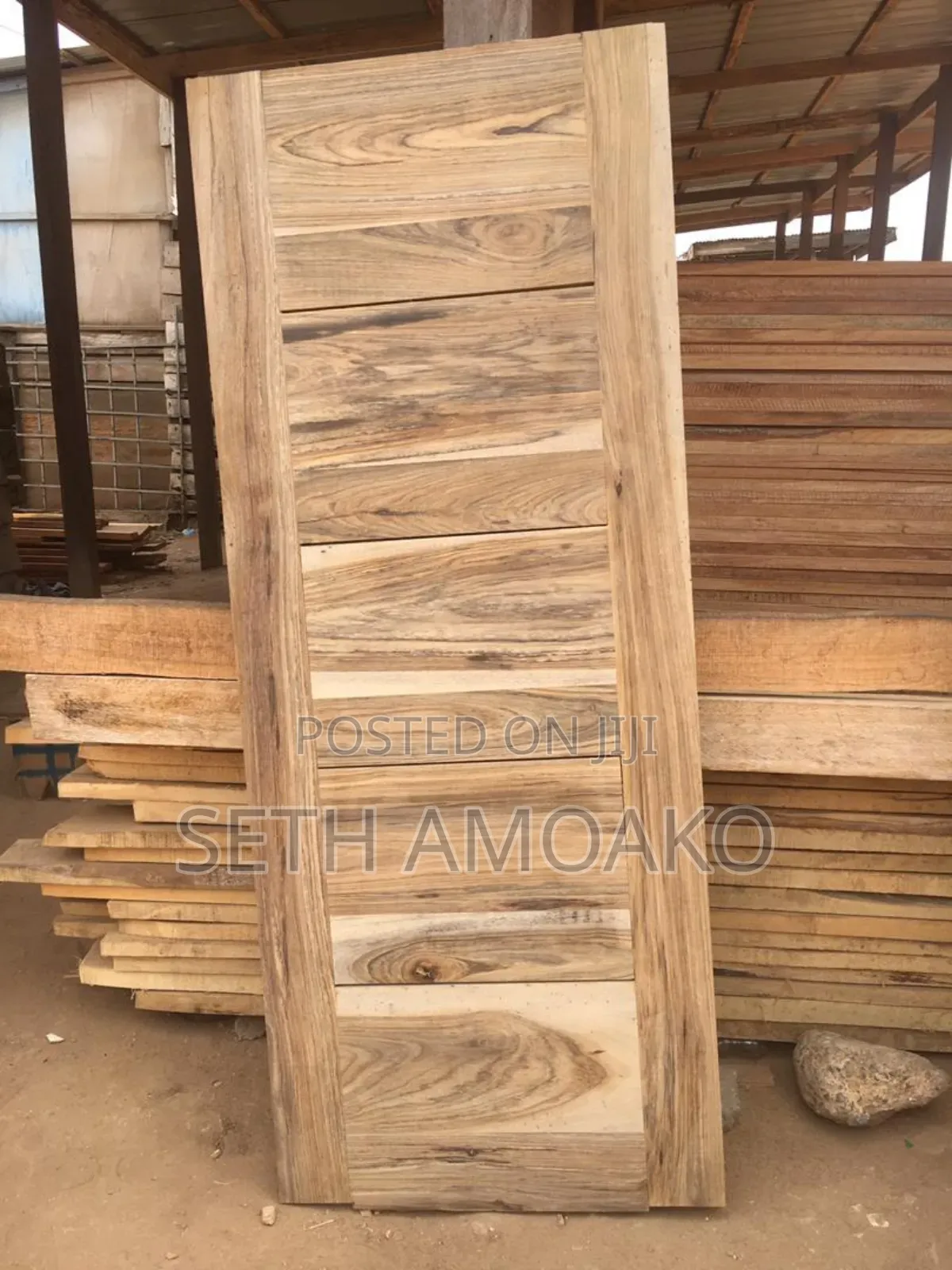 Maxonia Door