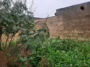 5bdrm House in Private, Ayensuano for sale