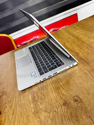 Laptop HP EliteBook 830 G5 8GB Intel Core I5 SSD 256GB