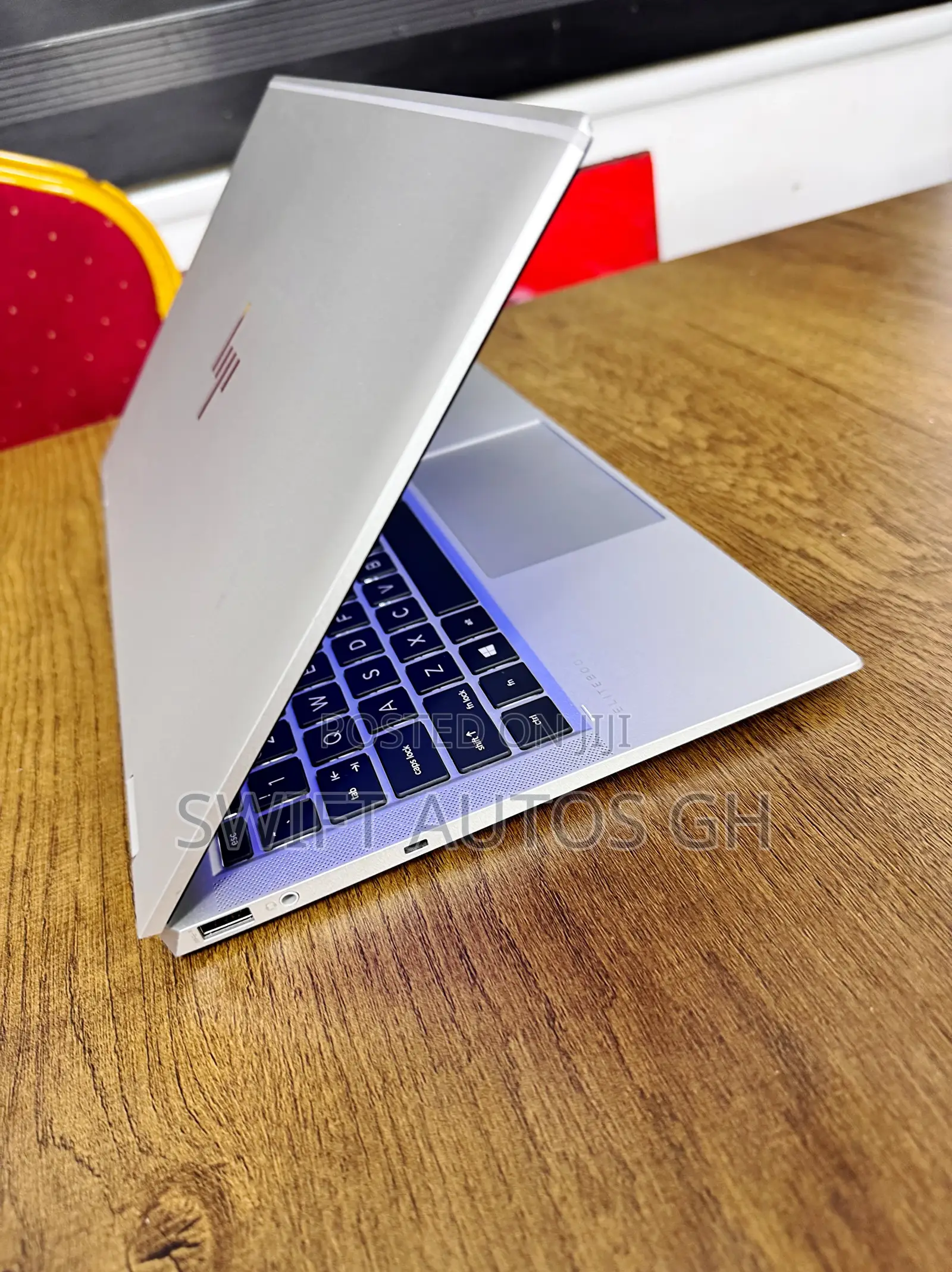 Laptop HP EliteBook X360 1040 G7 16GB Intel Core I7 SSD 512GB