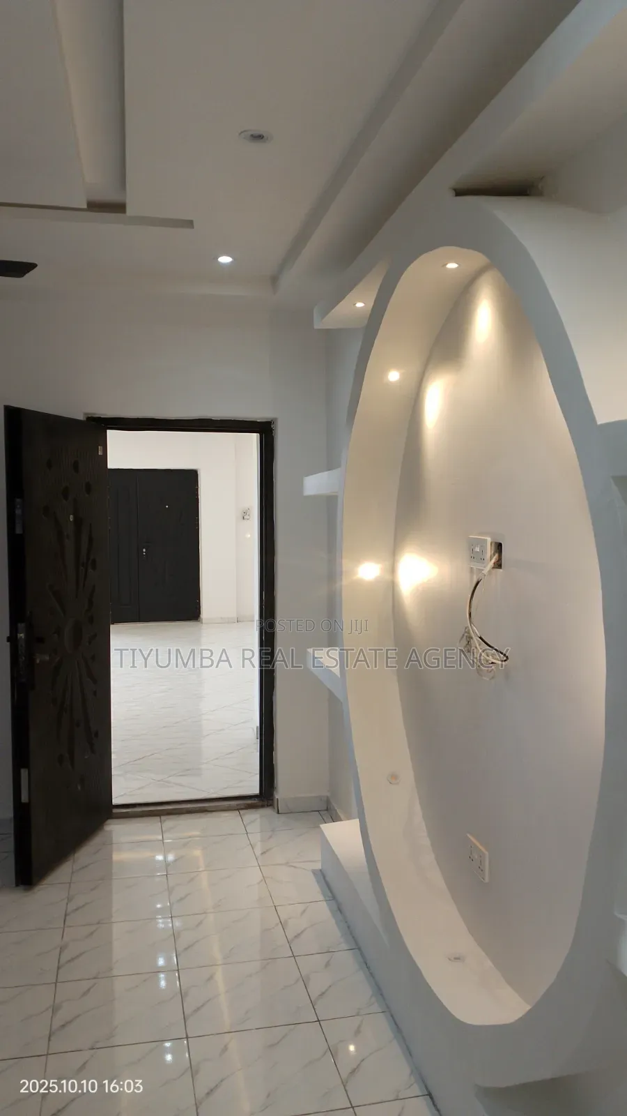 2bdrm Apartment in Tiyumba Real Estate, Haatso for rent