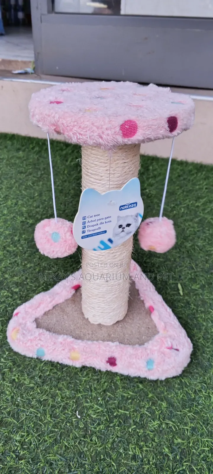 Short Scratching Post With Bells for Cat