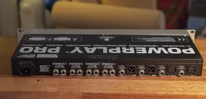 Behringer Powerplay Ha4600 4 Channels Headphone Amplifier
