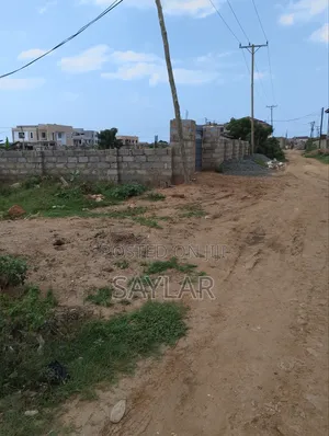Half Plot for Sale Close to Mf Estate Lashibi