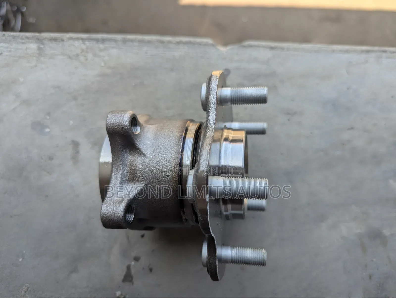 Nissan Juke 2014,2015,2016,2017,2018 Hub