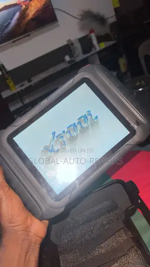 D8w Xtool Diagnostic Scanner