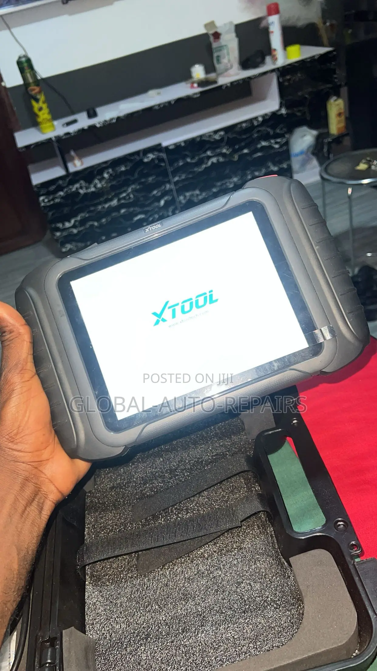 D8w Xtool Diagnostic Scanner