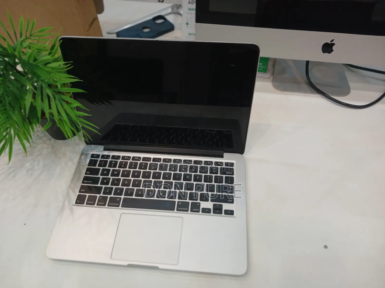Laptop Apple MacBook Pro 2015 8GB Intel Core I5 SSD 128GB