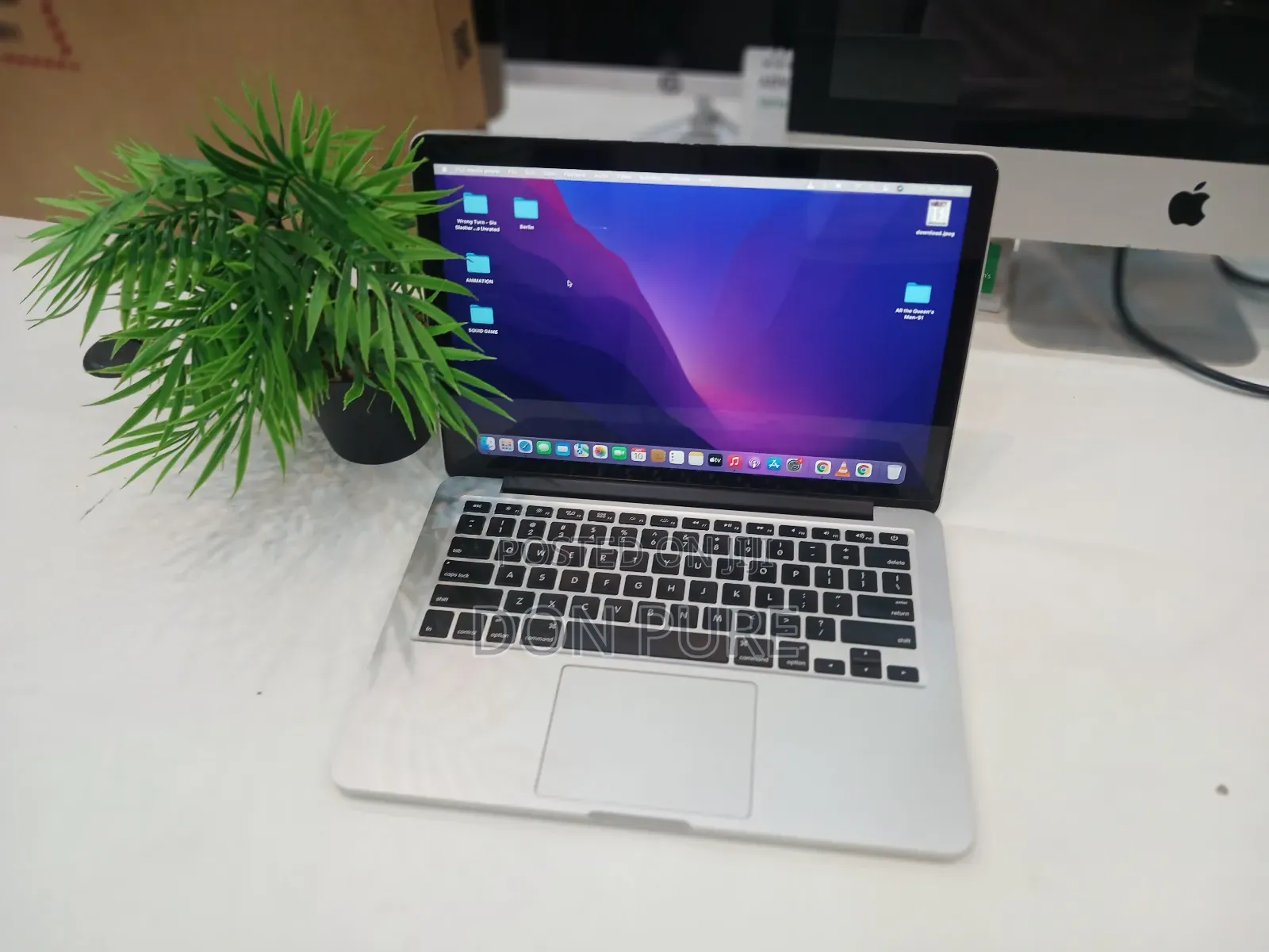 Laptop Apple MacBook Pro 2015 8GB Intel Core I5 SSD 128GB