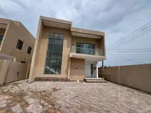 4bdrm House in Ashomang Estate for sale