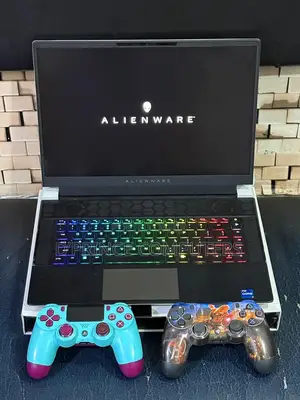 Laptop Dell Alienware X16 R1 16GB Intel Core I7 SSD 1T
