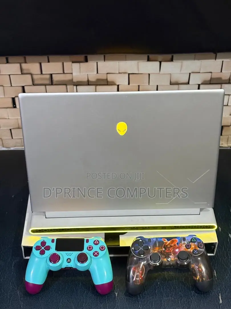 Laptop Dell Alienware X16 R1 16GB Intel Core I7 SSD 1T