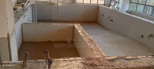 Adom Swimming Pool