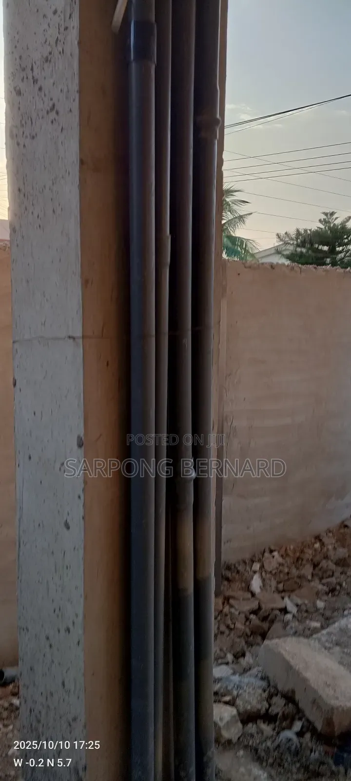 Adom Swimming Pool