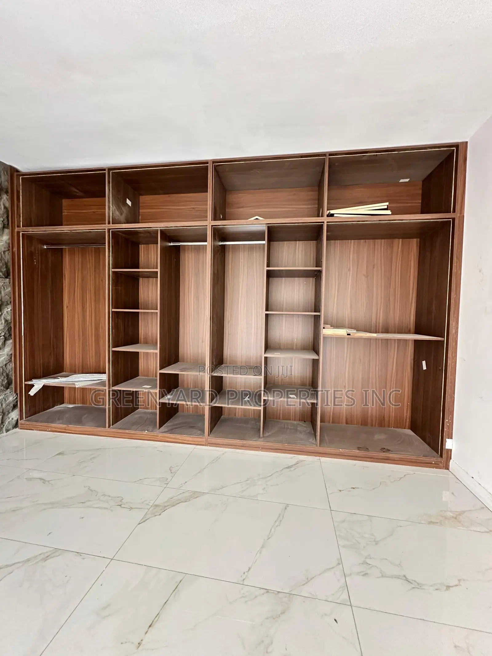 4bdrm House in Adenta for sale