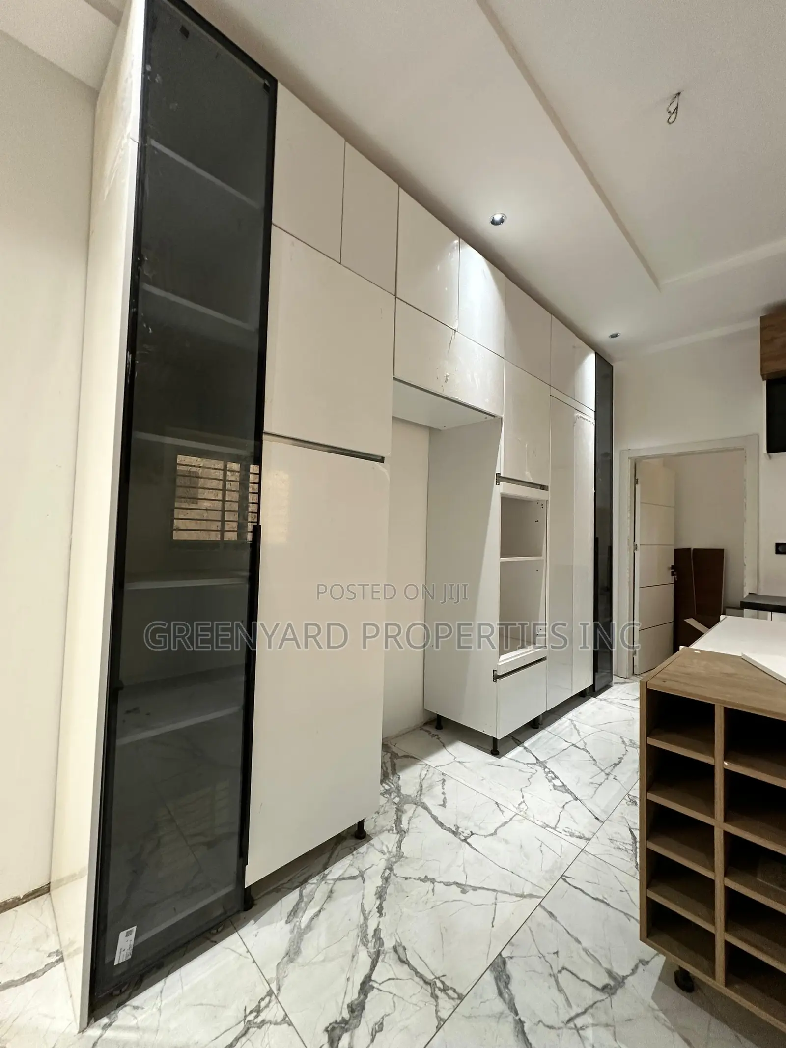 4bdrm House in Adenta for sale