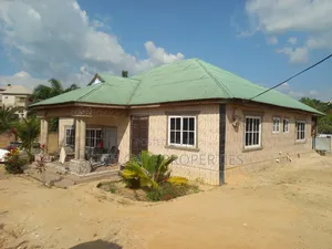6bdrm House in Kodie, Kumasi Metropolitan for sale