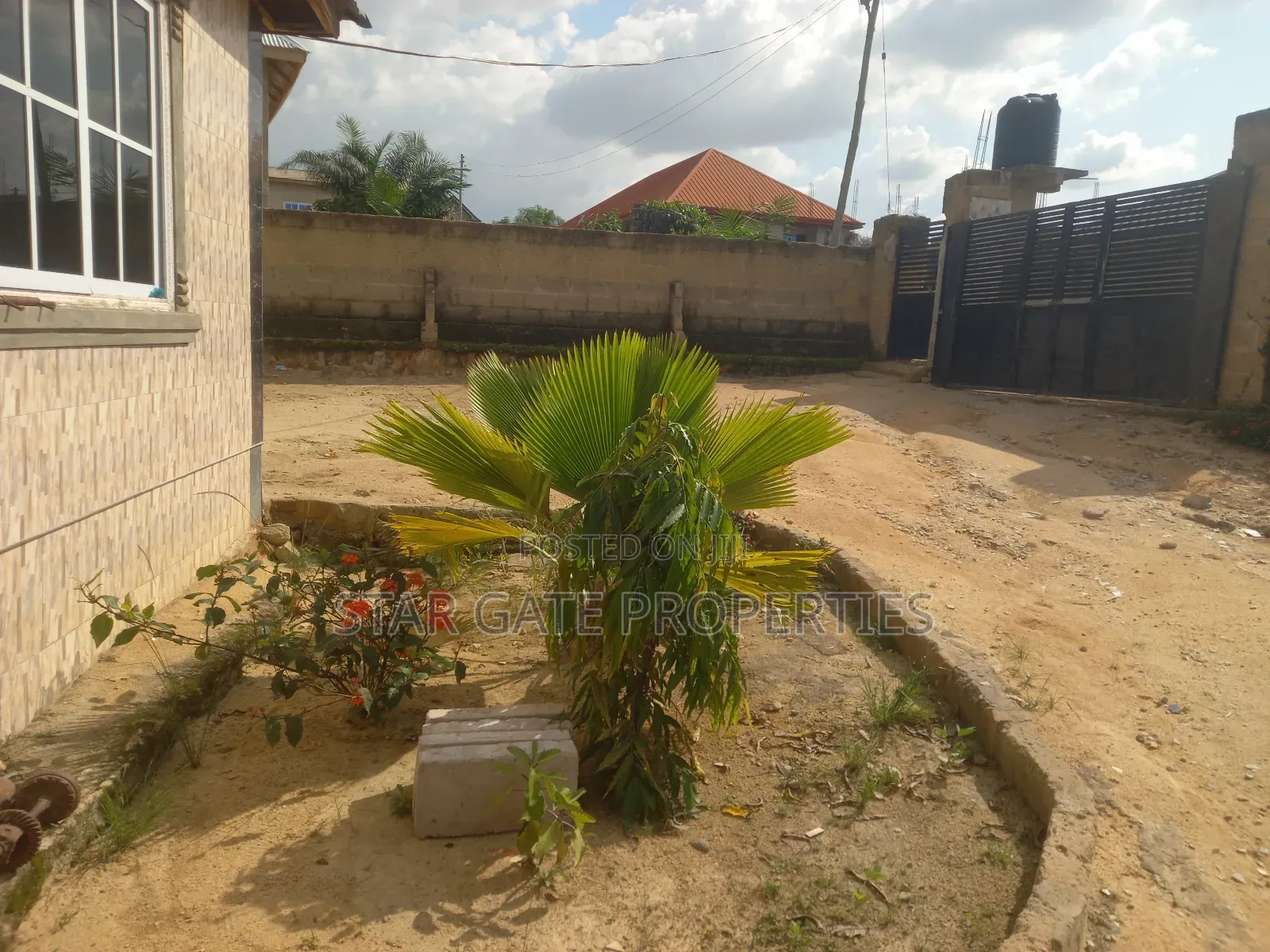 6bdrm House in Kodie, Kumasi Metropolitan for sale
