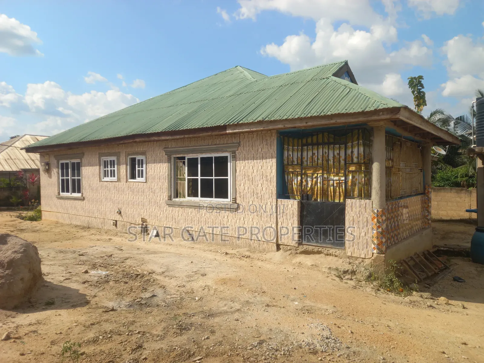 6bdrm House in Kodie, Kumasi Metropolitan for sale
