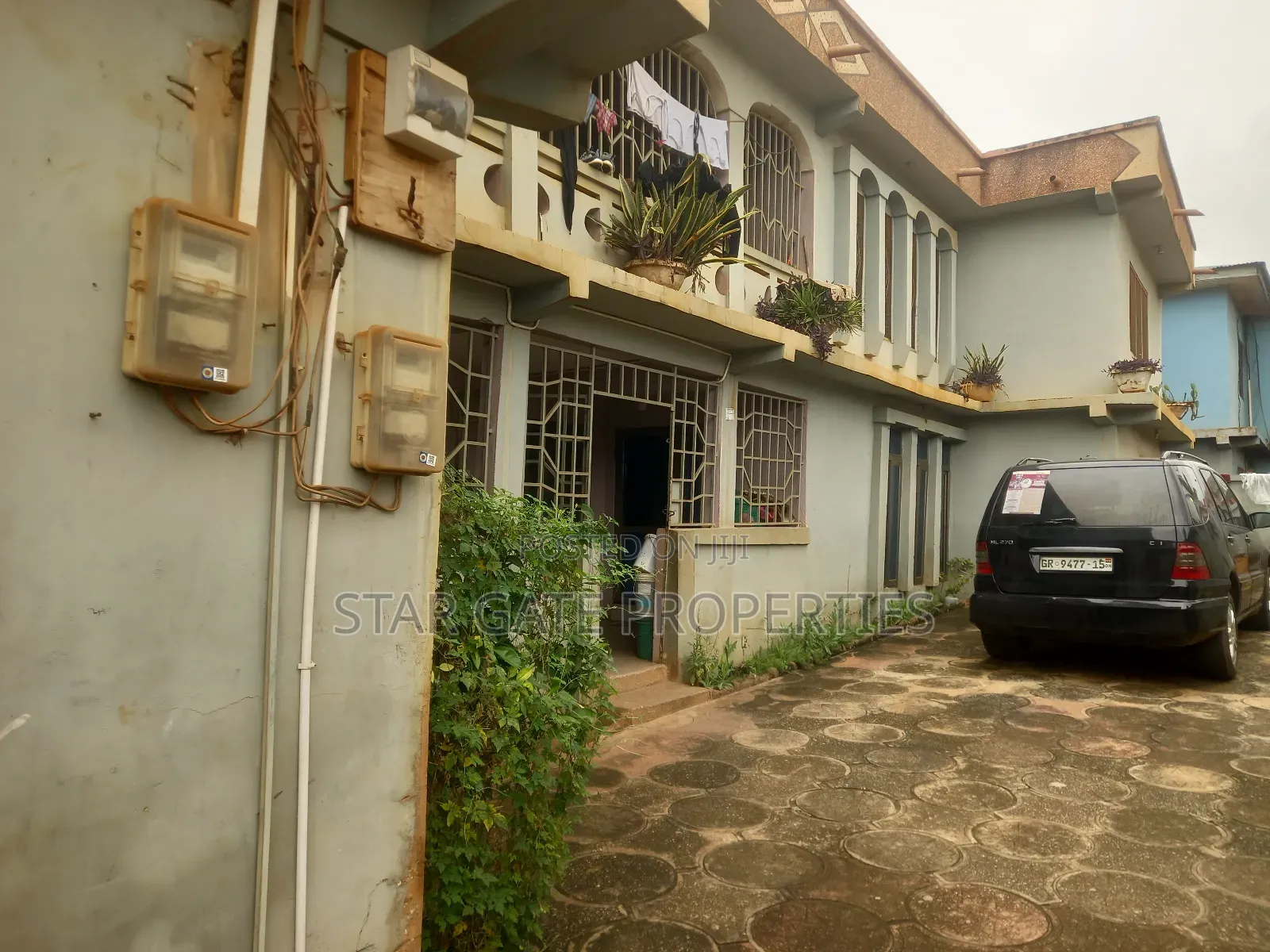 8bdrm House in Breman Abusuakruwa, Kumasi Metropolitan for sale