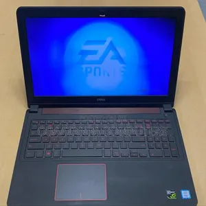Laptop Dell Inspiron 15 5577 8GB Intel Core I7 SSD 256GB