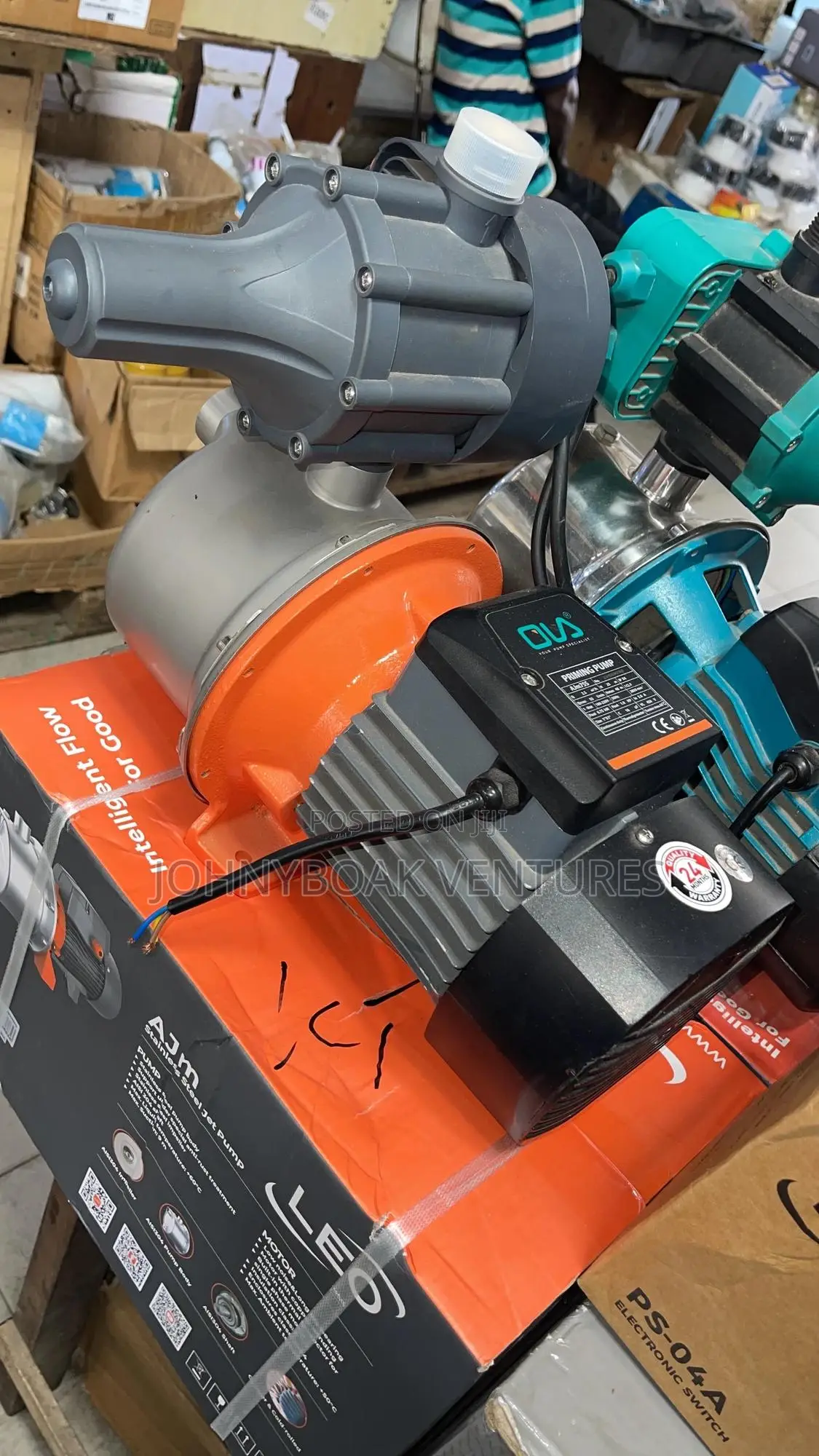 Leo Water Pump 1.5hp With a Booster Complete