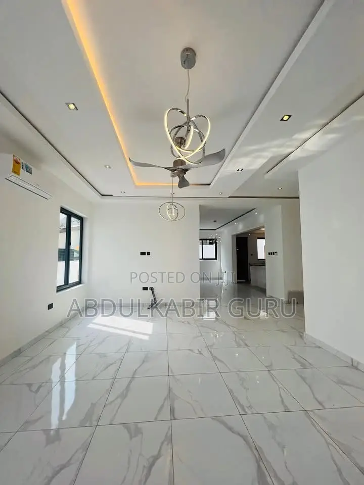 Luxurious Home Interior Pop Ceiling