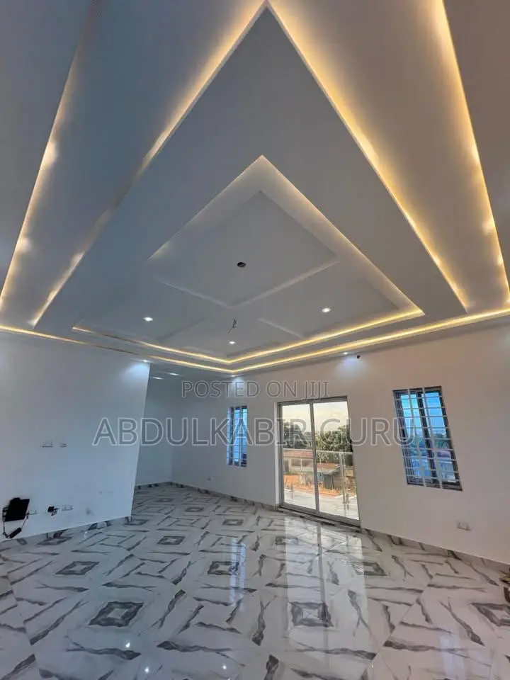 Luxurious Home Interior Pop Ceiling