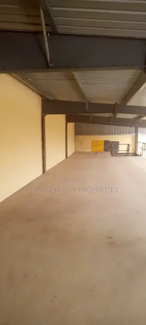 2000 Square Meters Warehouse for Rent in Spintex