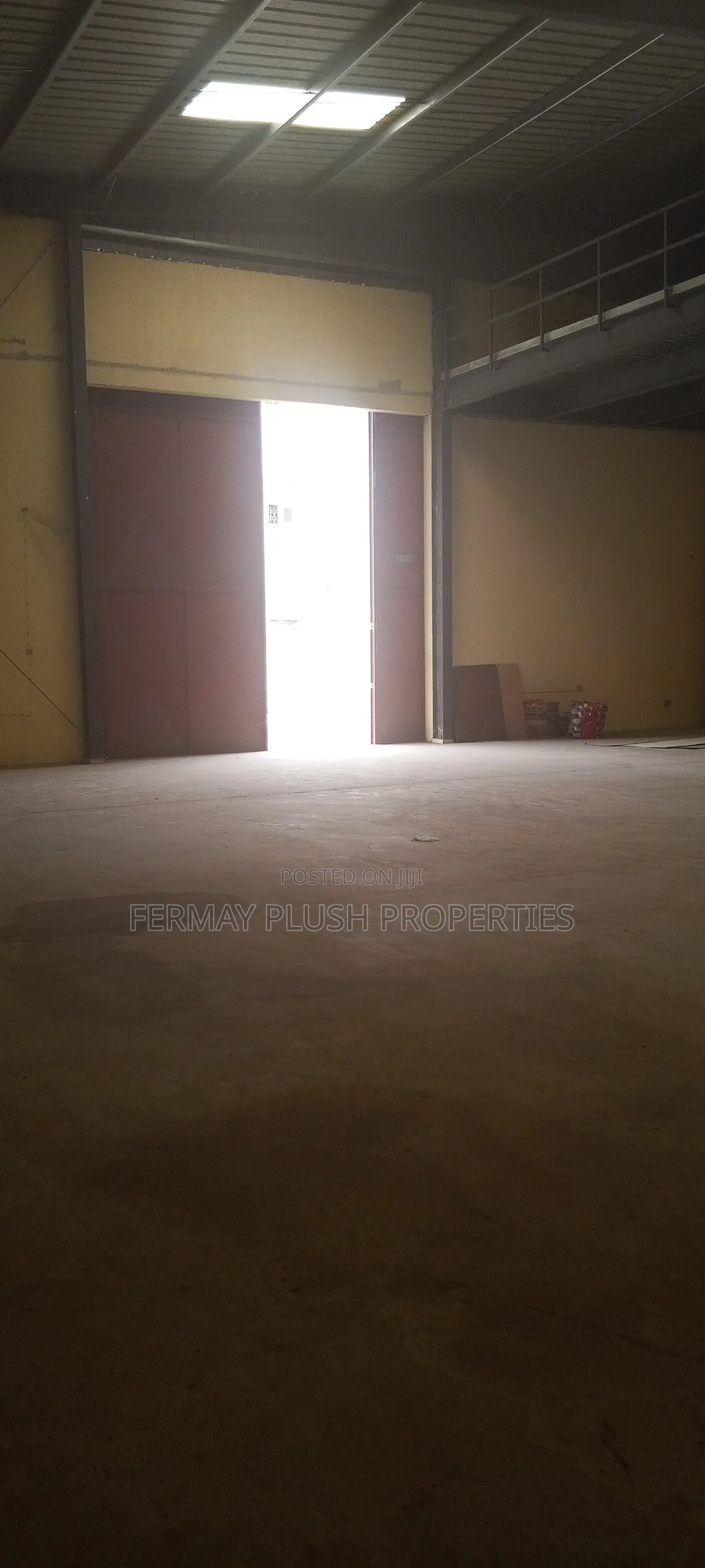 2000 Square Meters Warehouse for Rent in Spintex