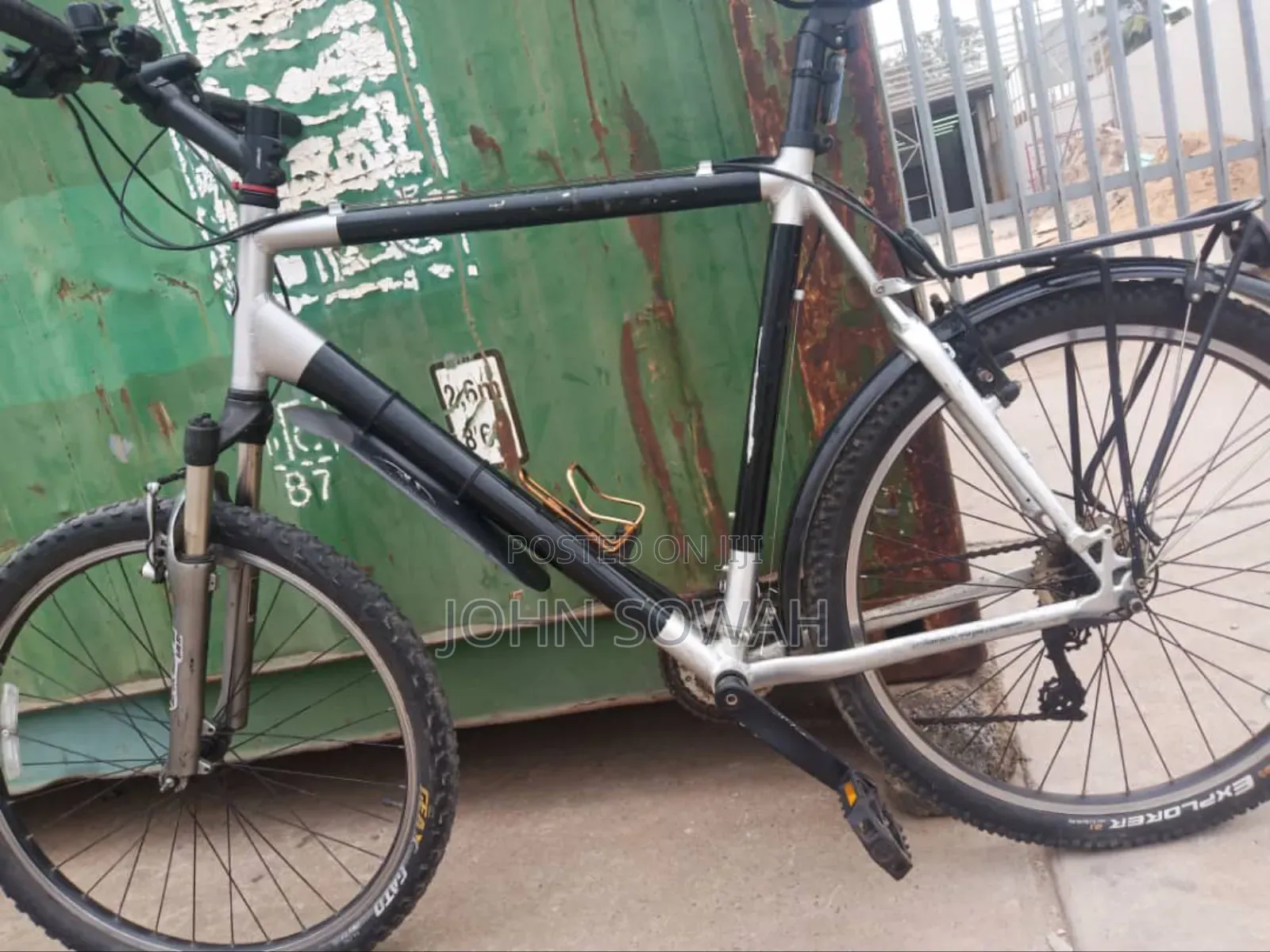 Giant Mountain Bycicle