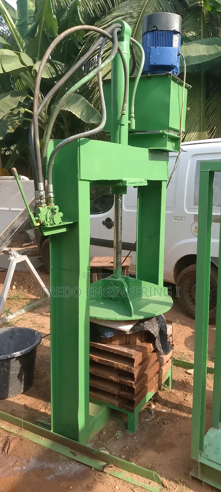 Hydraulic Pressing Machine