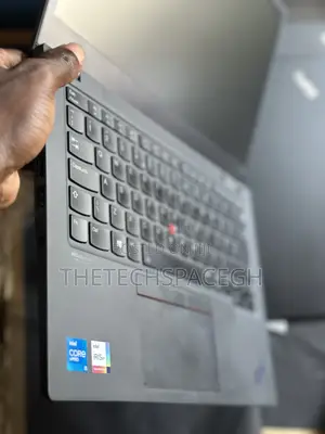 Laptop Lenovo Thinkpad T14s Gen 2 16GB Intel Core I5 SSD 256GB