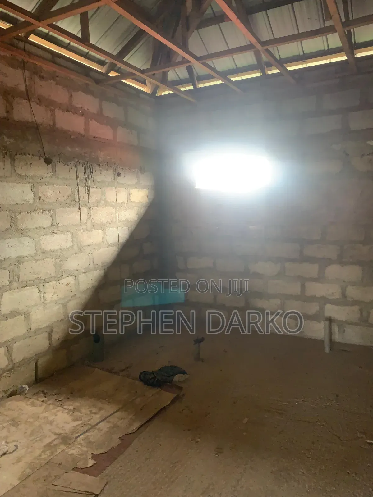 5bdrm House in Steve Estate for sale