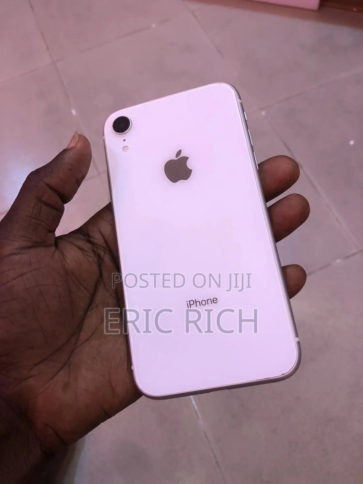 Apple XR 128 GB White