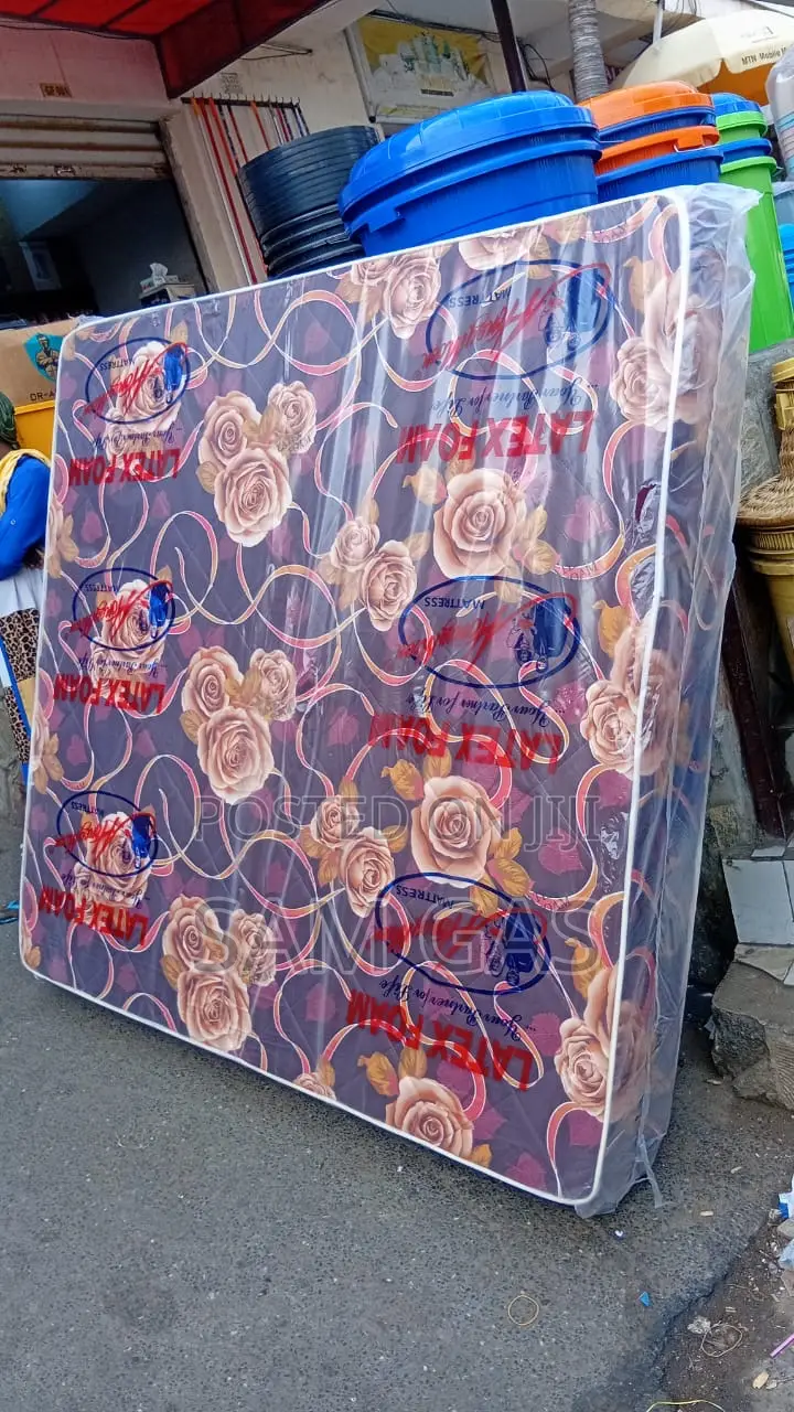 10 Inches Queen Size (Latex Foam)