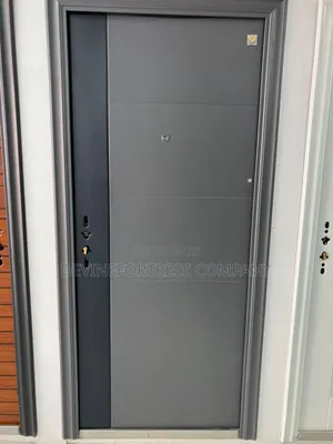 Quality Paladin Smooth Door
