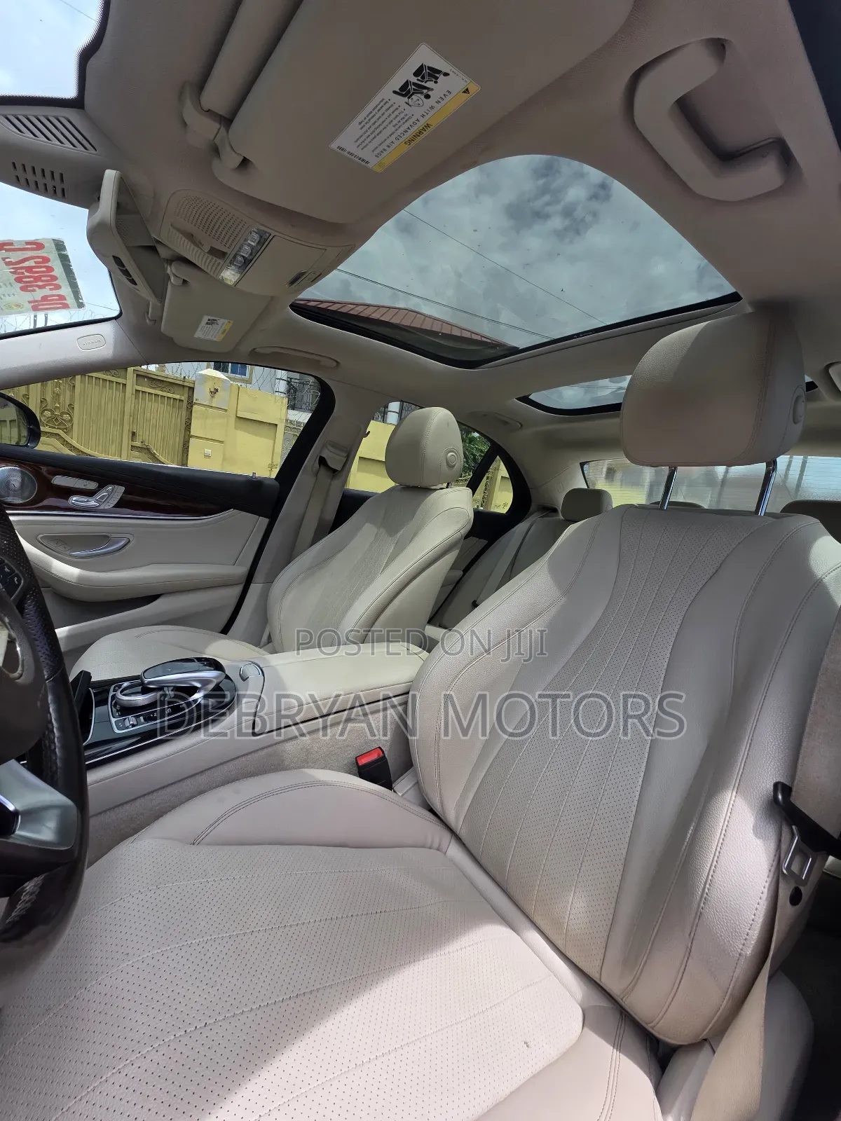 Mercedes-Benz E300 4Matic AWD Sedan (2.0L 4cyl 9A) 2017 Gray