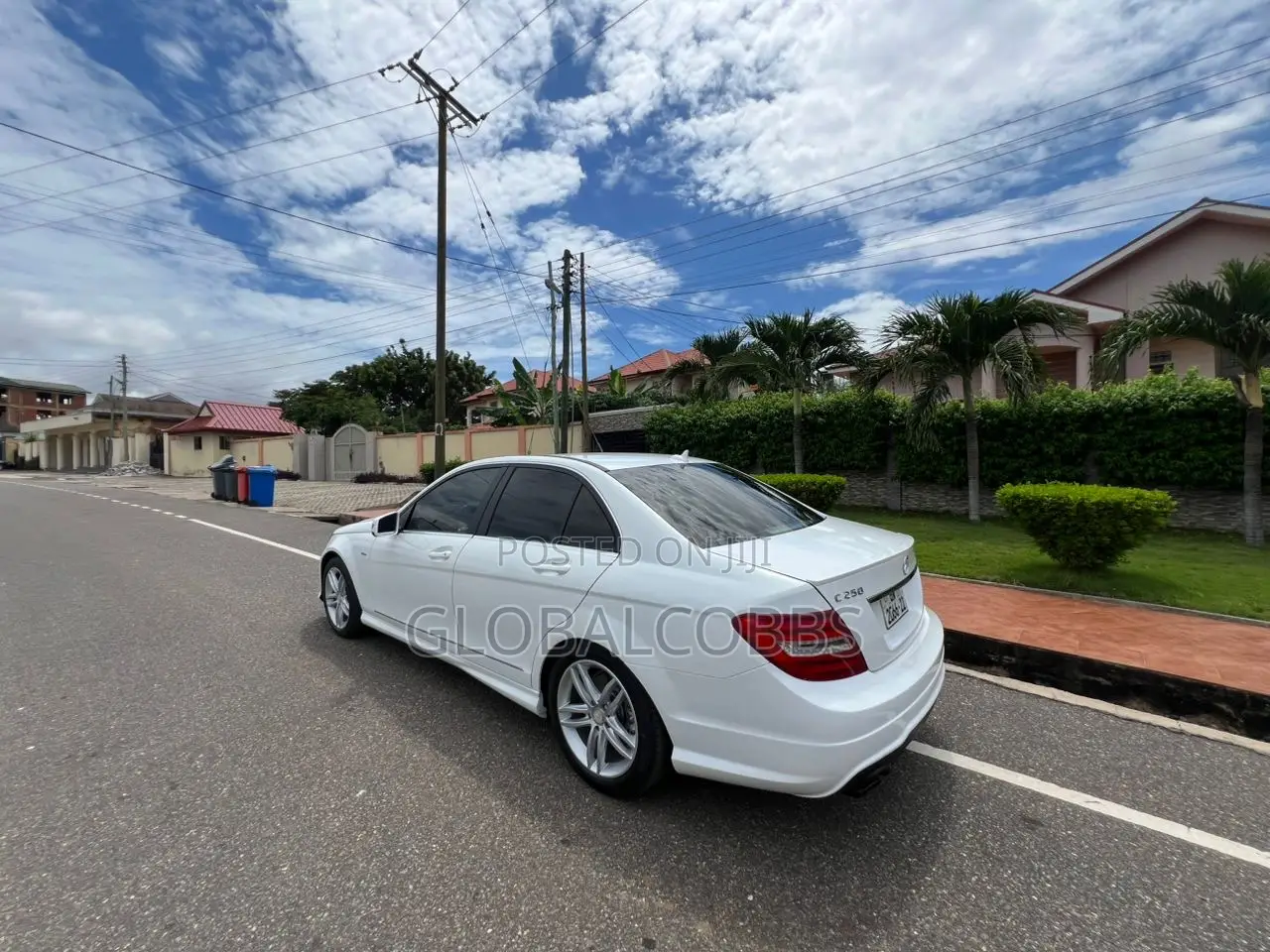 Mercedes-Benz C250 2013 Blue